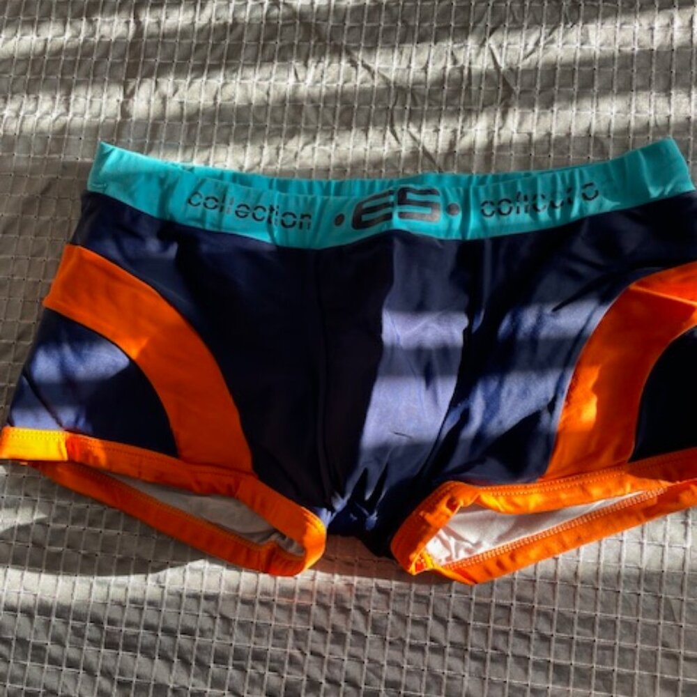 ES Collection swimsuit size M 30-32